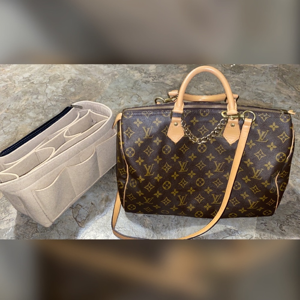 ‼️AUTHENTIC‼️ LV SPEEDY 35 ‼️